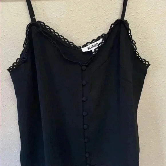 BB Dakota Tops - Brand new!! BB DAKOTA Women’s Button Down Blouse